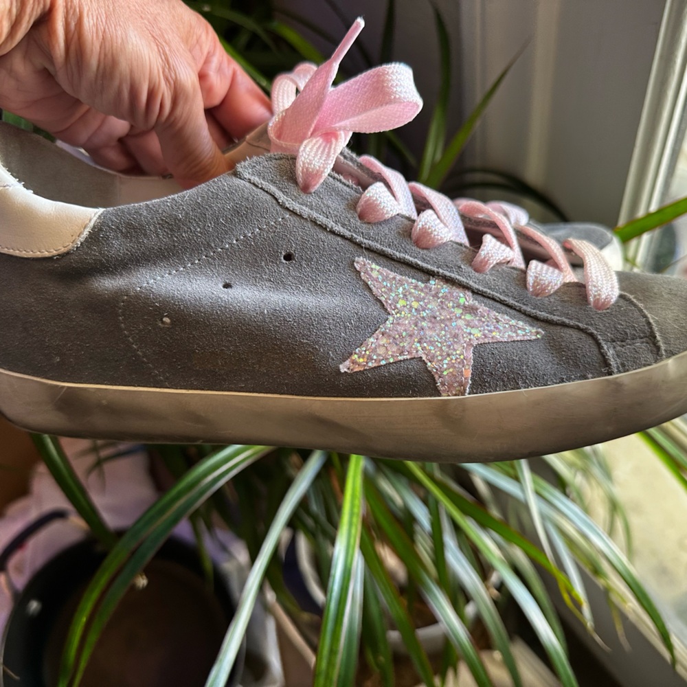 Authentic Golden Goose grey with pink glitter star! Sz 39